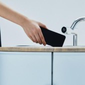 McDonald's Nhật cung cấp dịch vụ “rửa” điện thoại của bạn